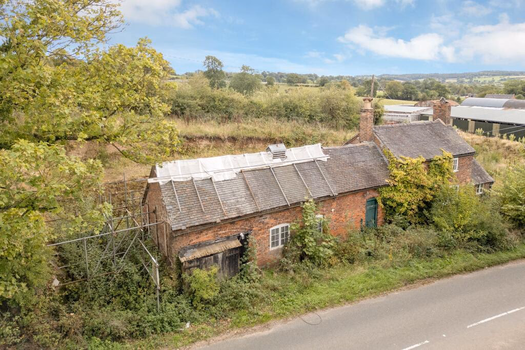 Land for sale - Image 2