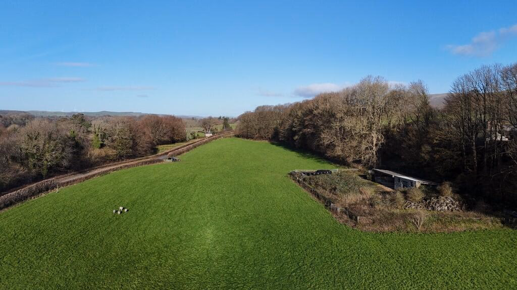 Land for sale - Image 1