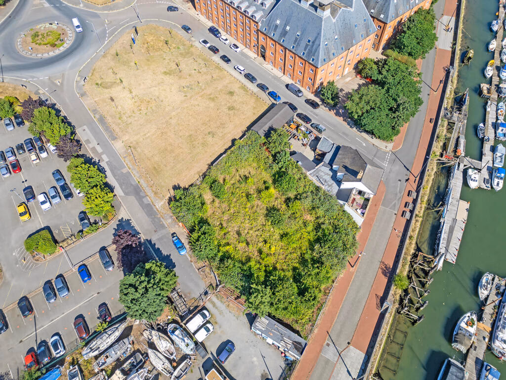 Land for sale - Image 5