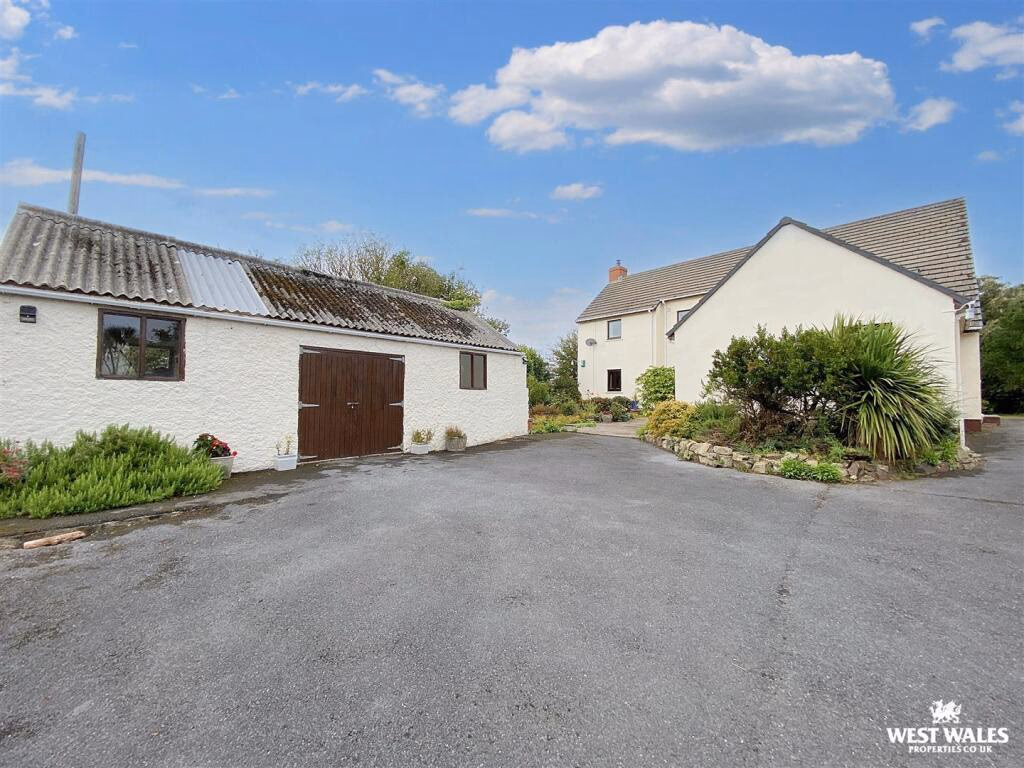 Land for sale - Image 2