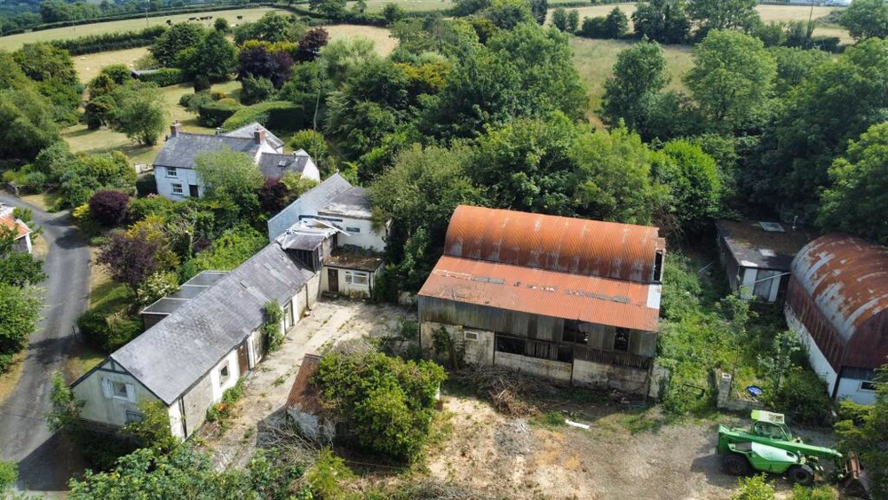 4 bedroom smallholding for sale - 5 Acres