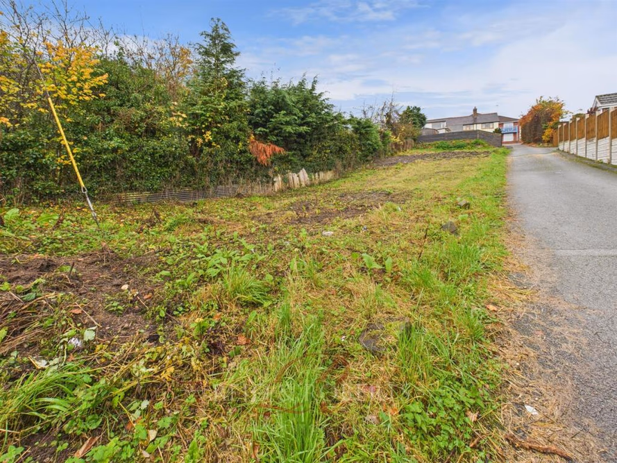 Land for sale in flintshire - Development Land in Old Bank Lane for Sale - £120,000 - development available on Landlister