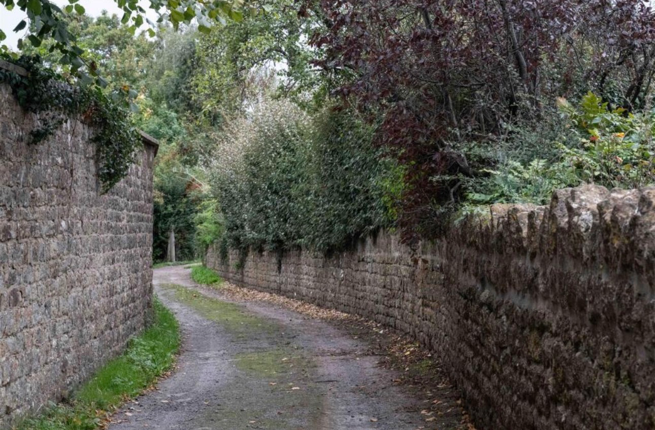 Three Bedroom Property with Planning Permission to Create Five Bedroom Residence in 0.3 acres - ListingImage 2