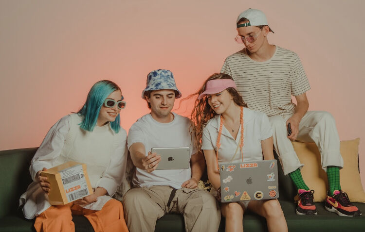 Community Manager and Content Creator