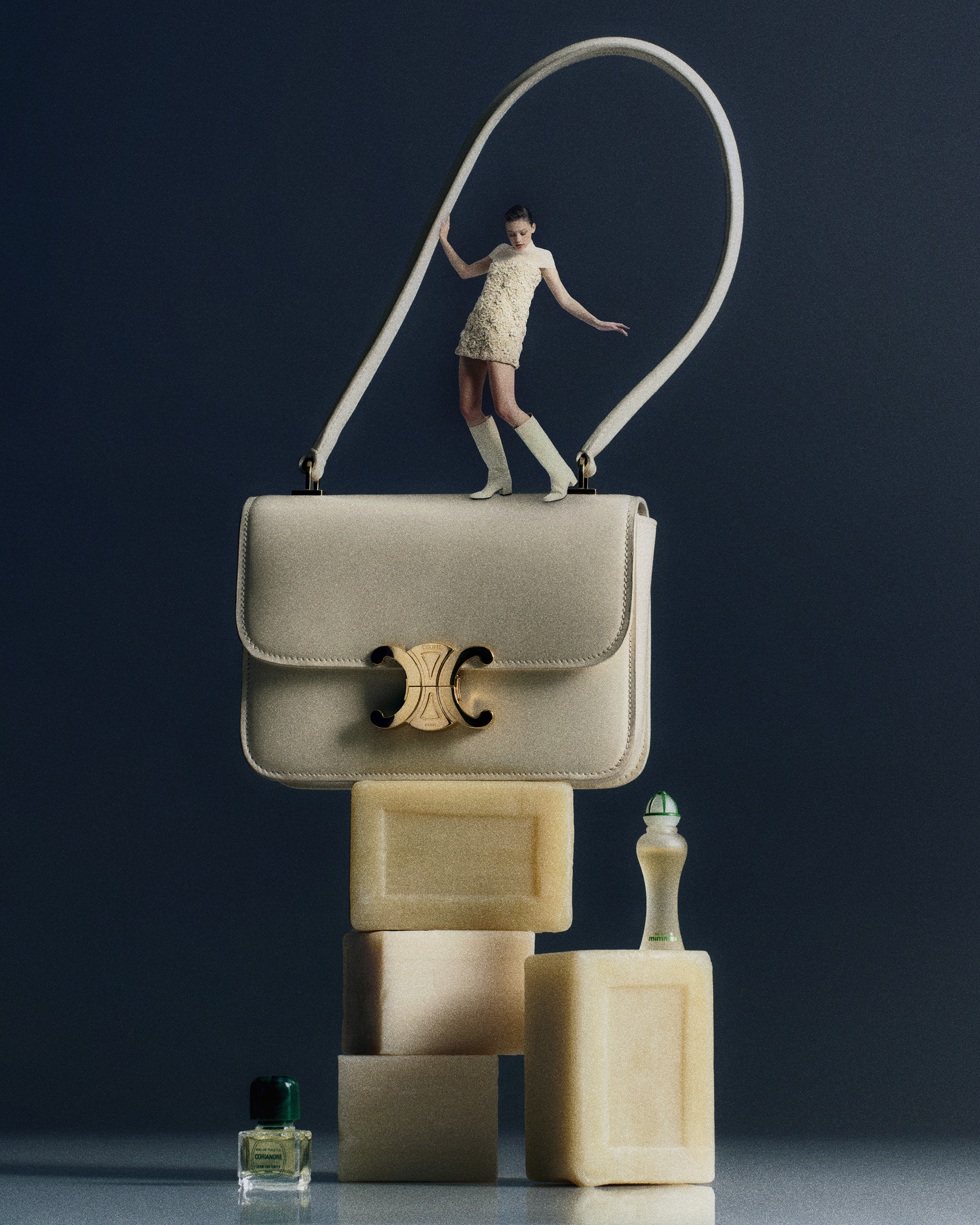 Tailwind CSS Carousel component