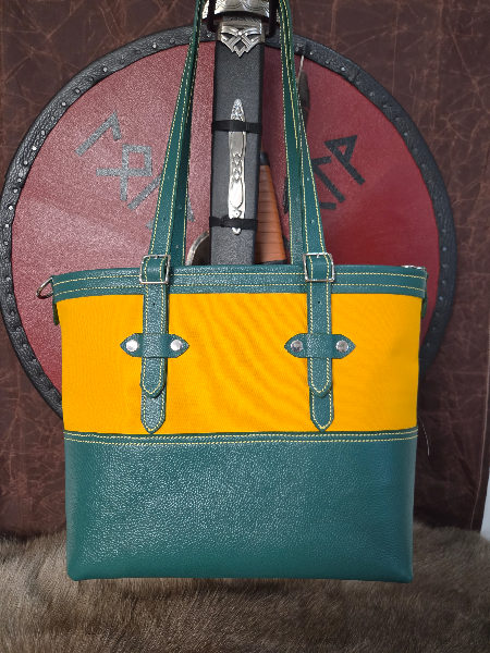 Green and Gold market tote