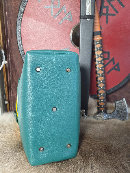 Green and Gold market tote