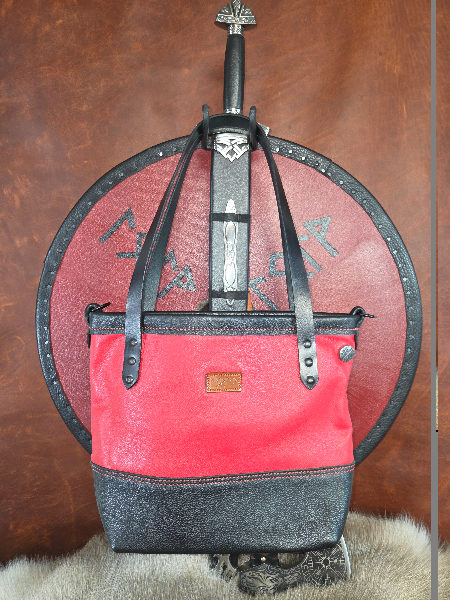 Medium Tote Bag