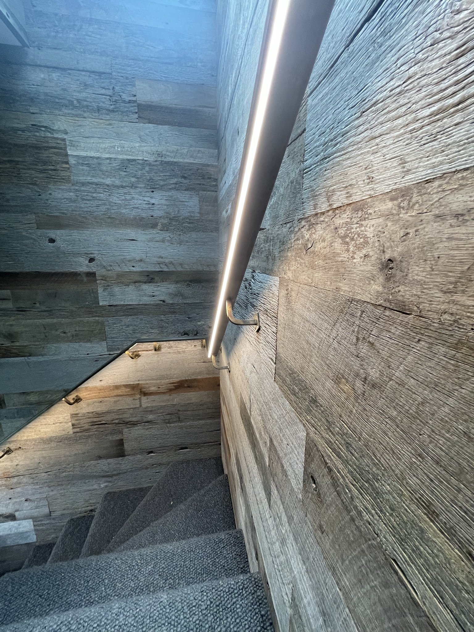 Antique brass handrail with LED