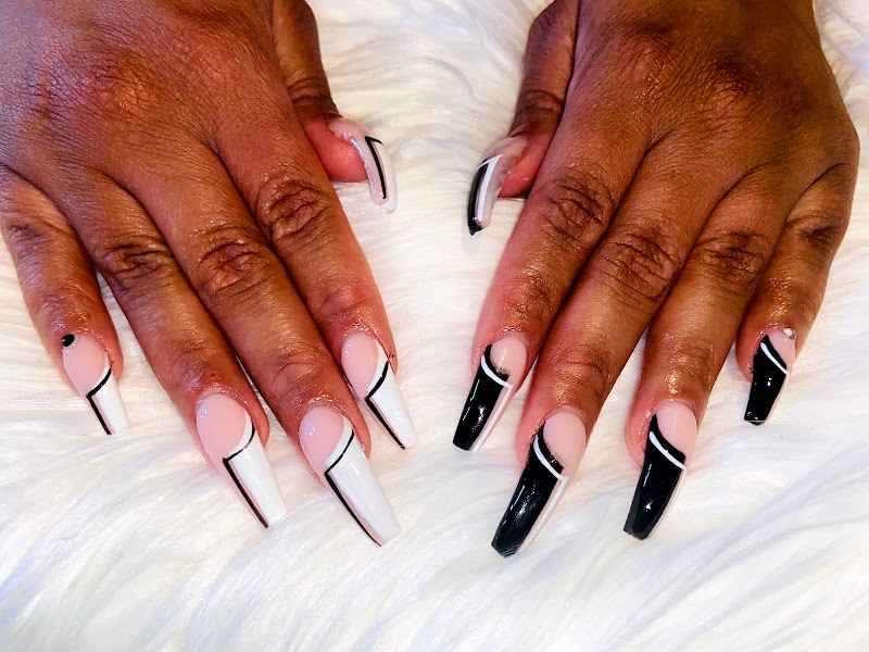 Glitz And Claws portfolio 3