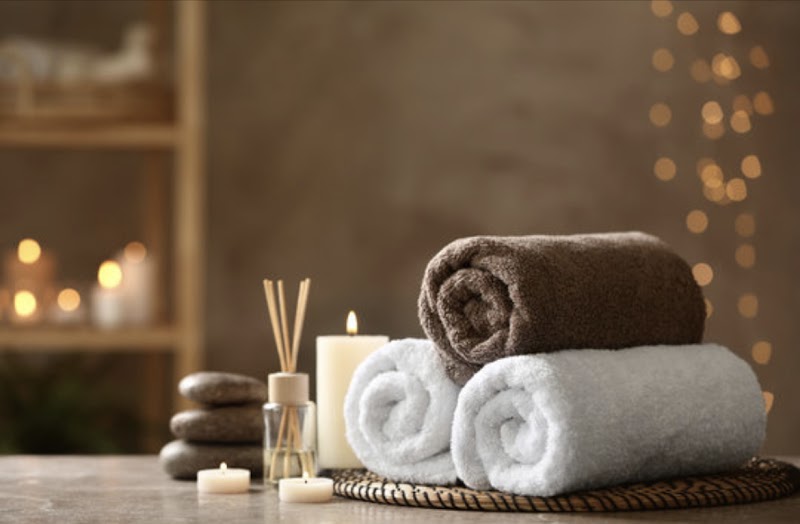Qi Escentials at Sola Salons Belmar