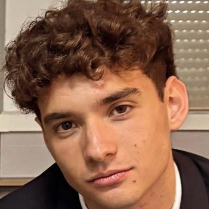 Alejandro Perona Coronel