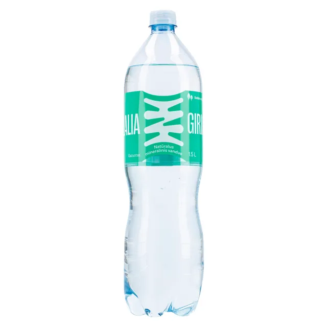 ŽALIA GIRIA 1,5 l PET /Gazuotas natūralus mineralinis vanduo