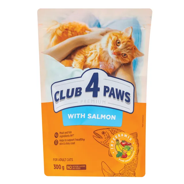 Sausas maistas katėms su lašiša CLUB4PAWS, 300 g