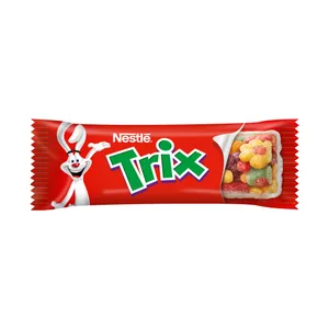 NESTLE TRIX pusryčių dribsnių batonėlis su vitaminais ir mineralinėmis medžiagomis, 17 g
