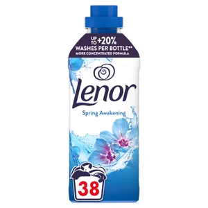 Minkštiklis LENOR  Spring Awakening, 38 skalb., 798ml