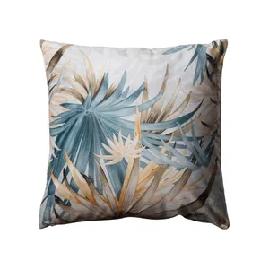 Pagalvės užvalkalas SPLENDID Maui 45x45 cm dizainas su lapeliais, įvairių spalvų