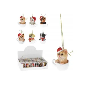 Pakabinama dekoracija šuo ir katė puodelyje