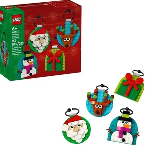 Kalėdų eglutės papuošimai LEGO