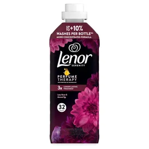 Minkštiklis LENOR Lotus Flower & Diamond Figs, 32 skalb., 675ml