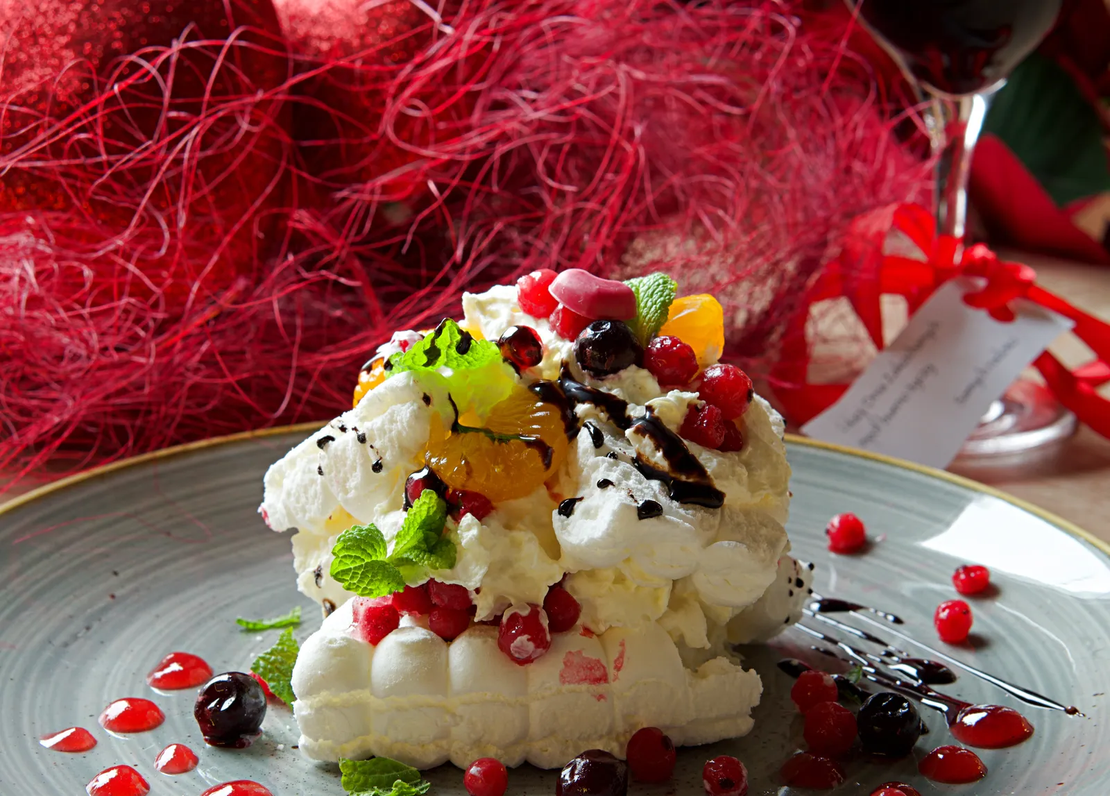Wnętrze restauracji — klimat i elegancja