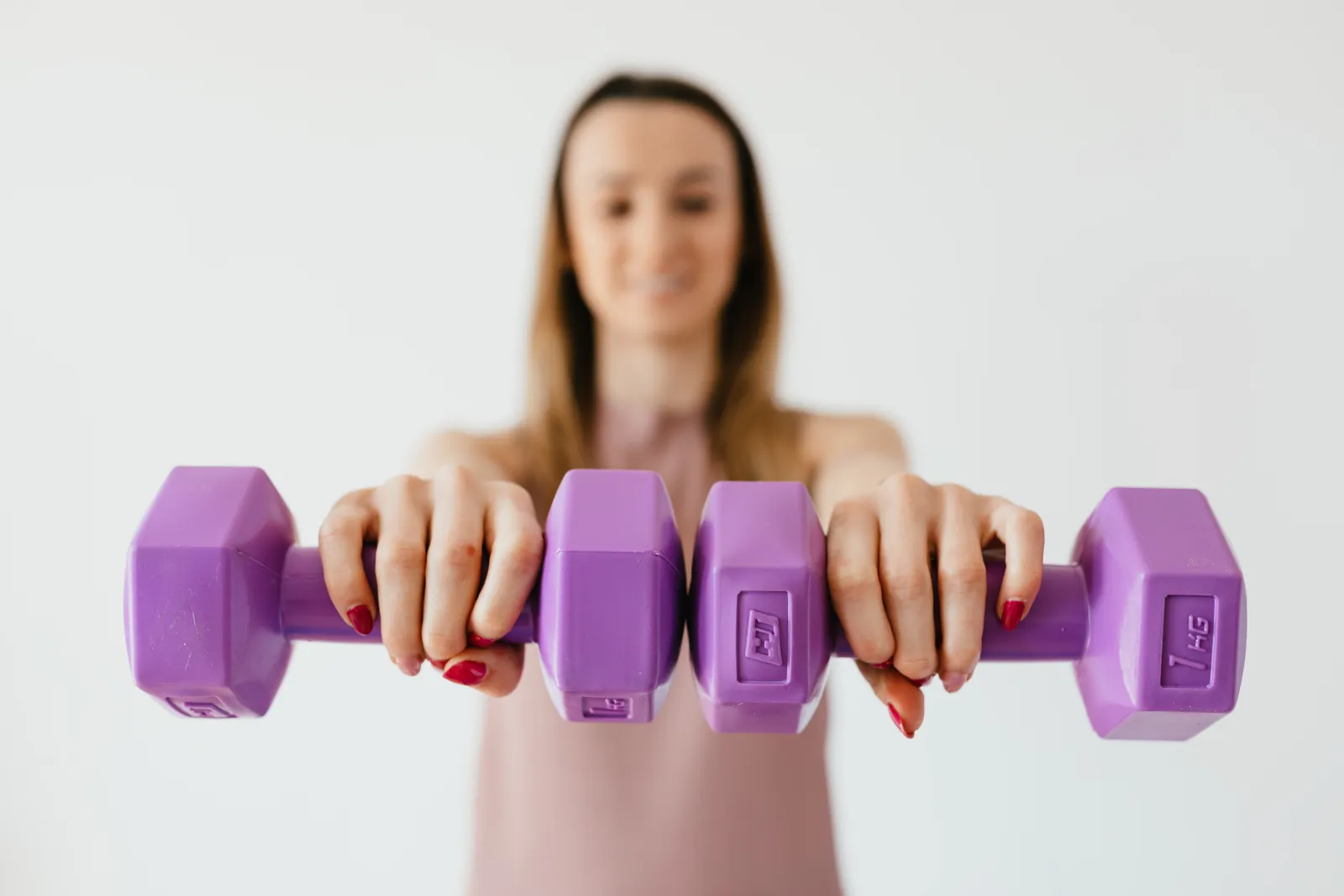 Reformer Pilates — precyzyjna praca z maszyną reformer