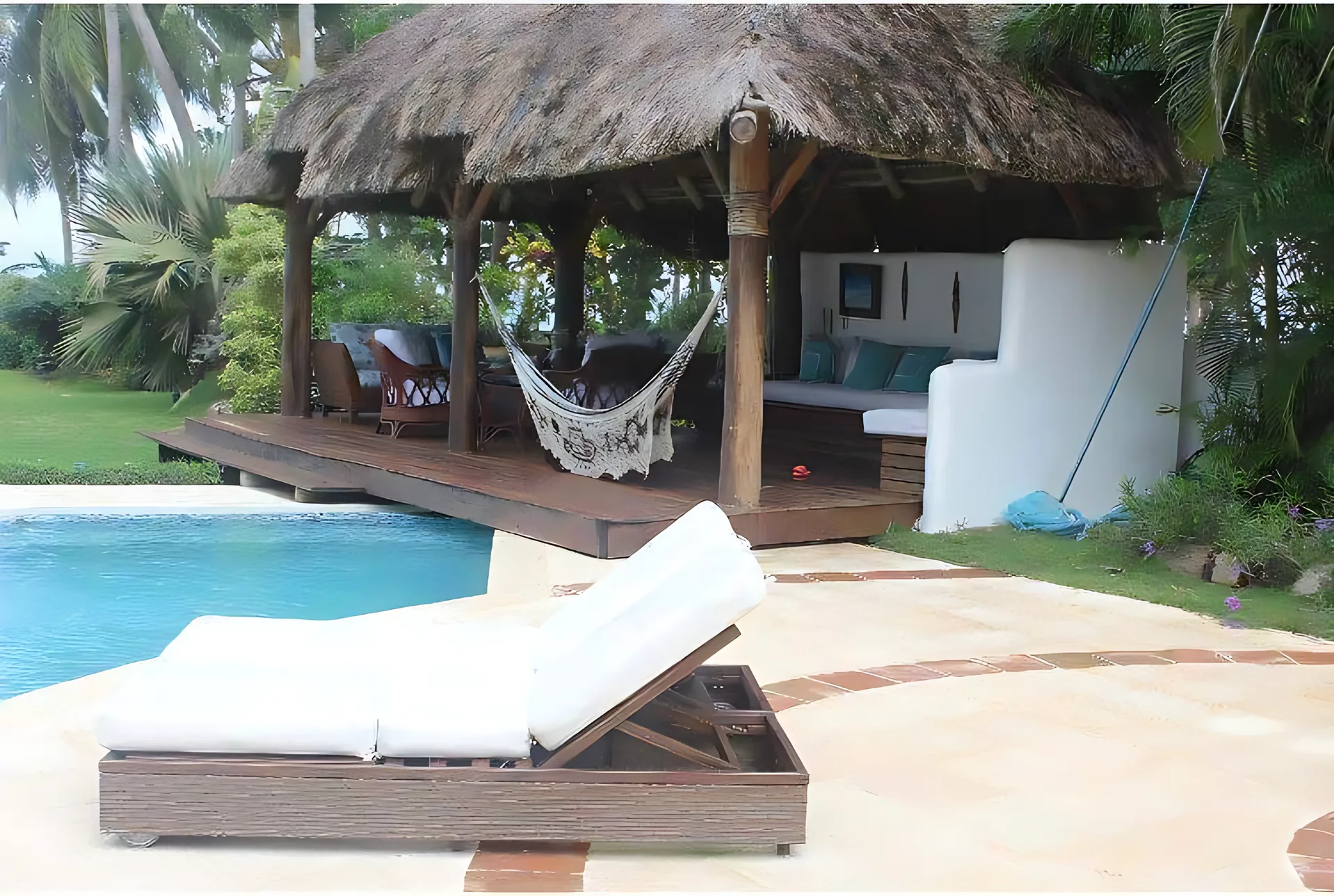 Preciosa villa en primera linea de playa en alquiler . En Cosón, Las  Terrenas. - Foto 7