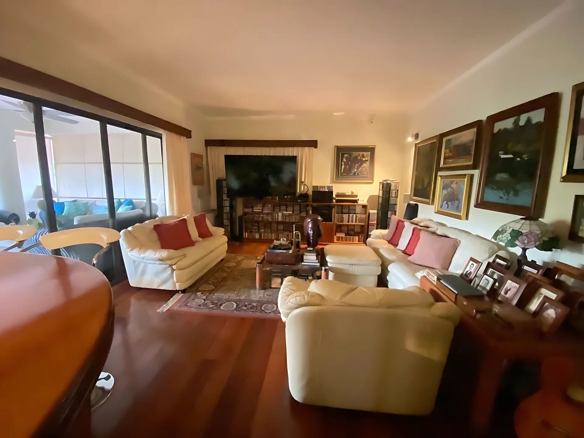 Preciosa cómoda y relajante casa en venta ! Ideal para familias numerosas ! - Foto 11