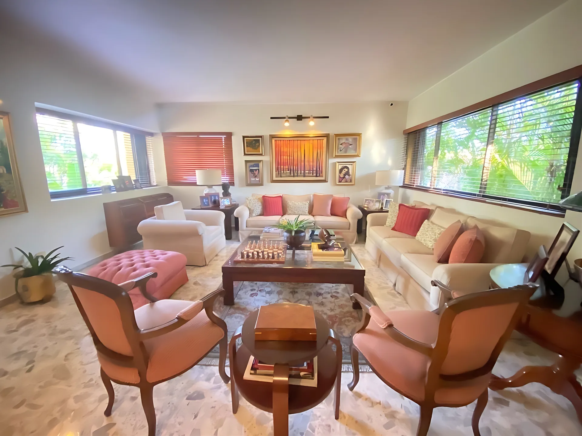Preciosa cómoda y relajante casa en venta ! Ideal para familias numerosas ! - Foto 28