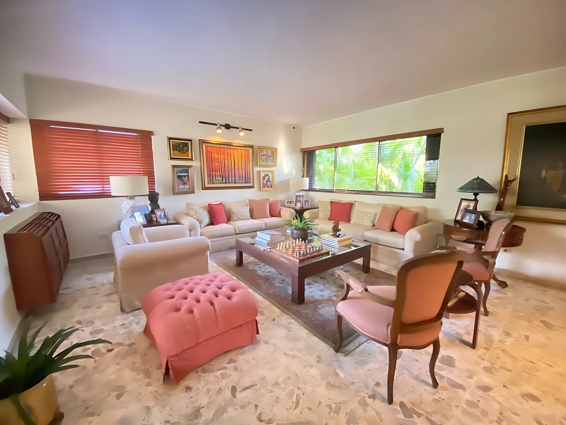 Preciosa cómoda y relajante casa en venta ! Ideal para familias numerosas ! - Foto 27