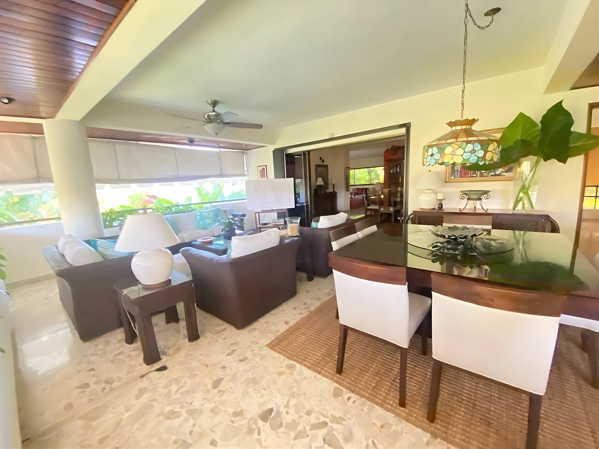 Preciosa cómoda y relajante casa en venta ! Ideal para familias numerosas ! - Foto 29