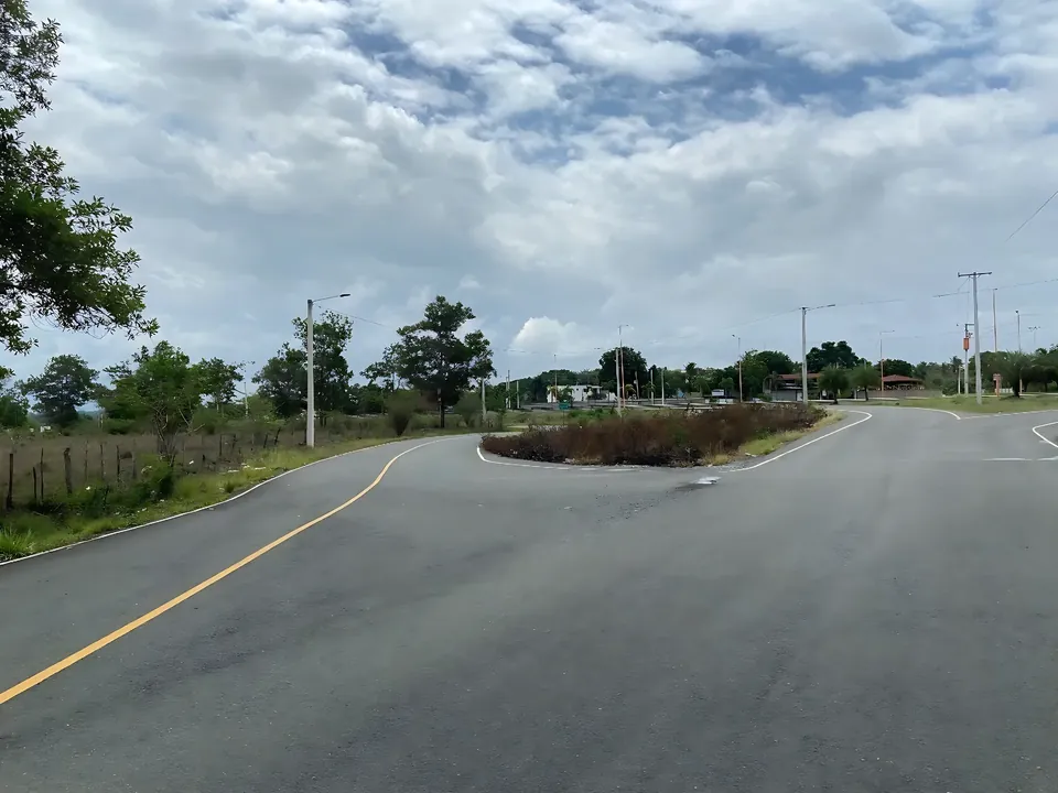 Terreno en venta a 200 mts de la circunvalación de Santo Domingo Norte