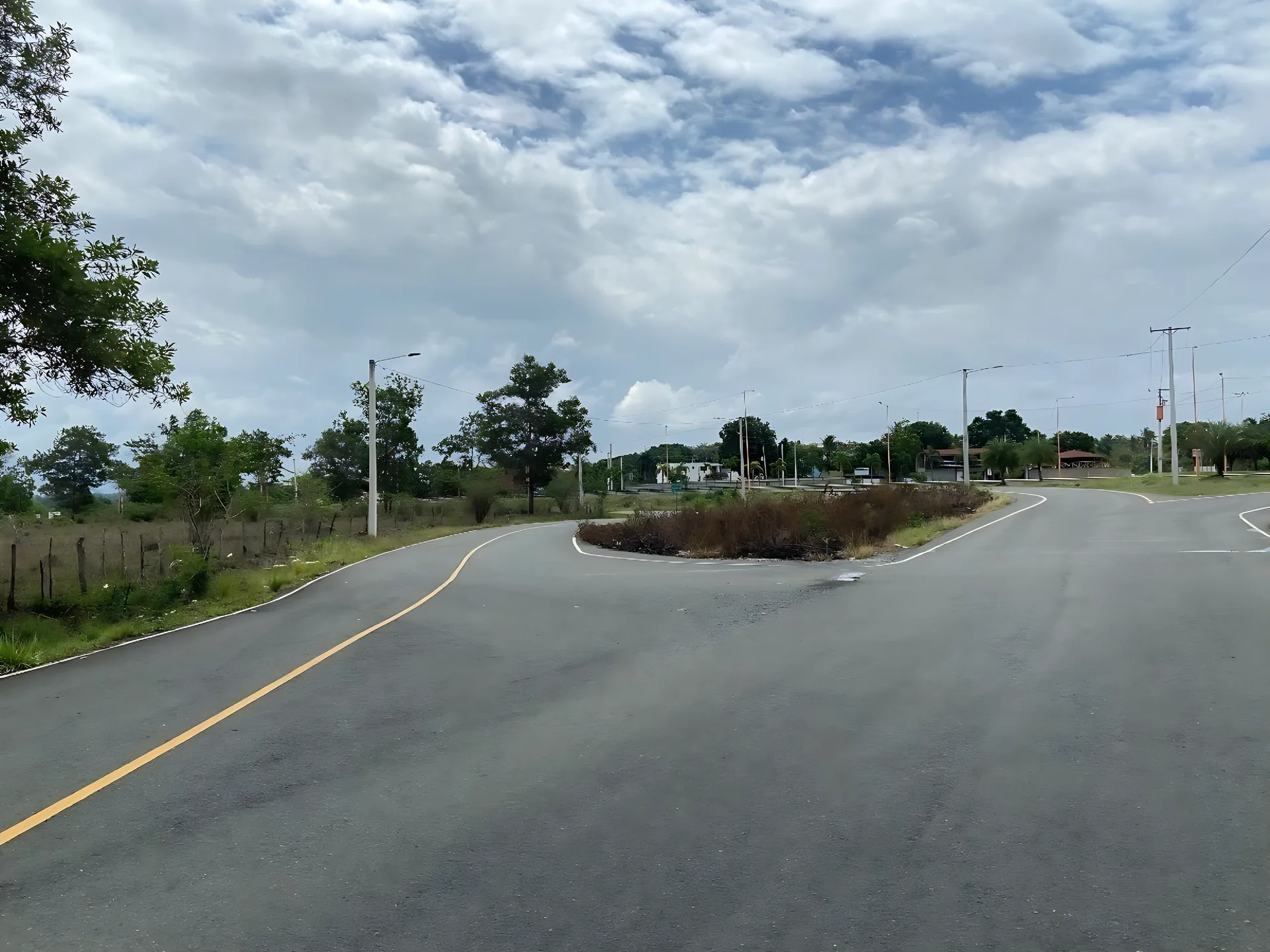 Terreno en venta muy prox. a la circunvalación de Santo Domingo Norte !