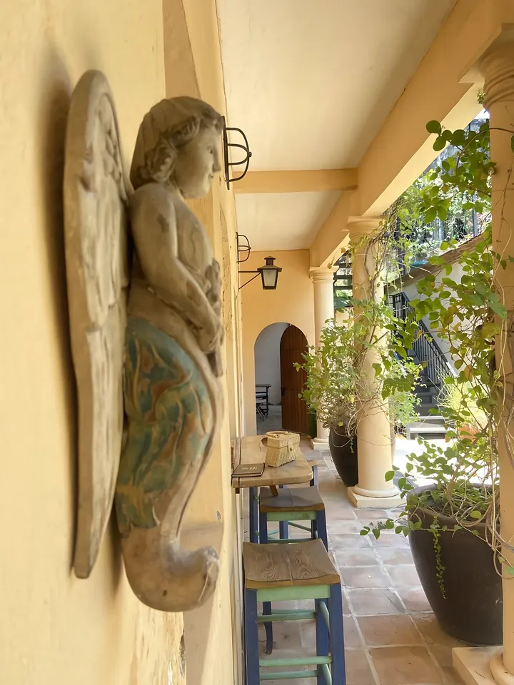 Preciosa Casa Colonial en Venta Para uso Comercial o Vivienda