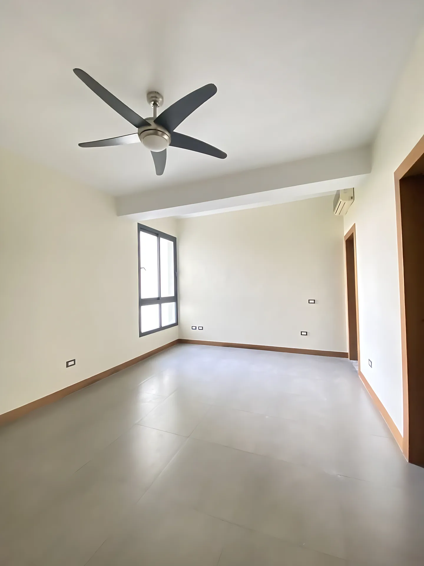 Apartamento en Venta ! Con Vista al mar y al parque . - Foto 8