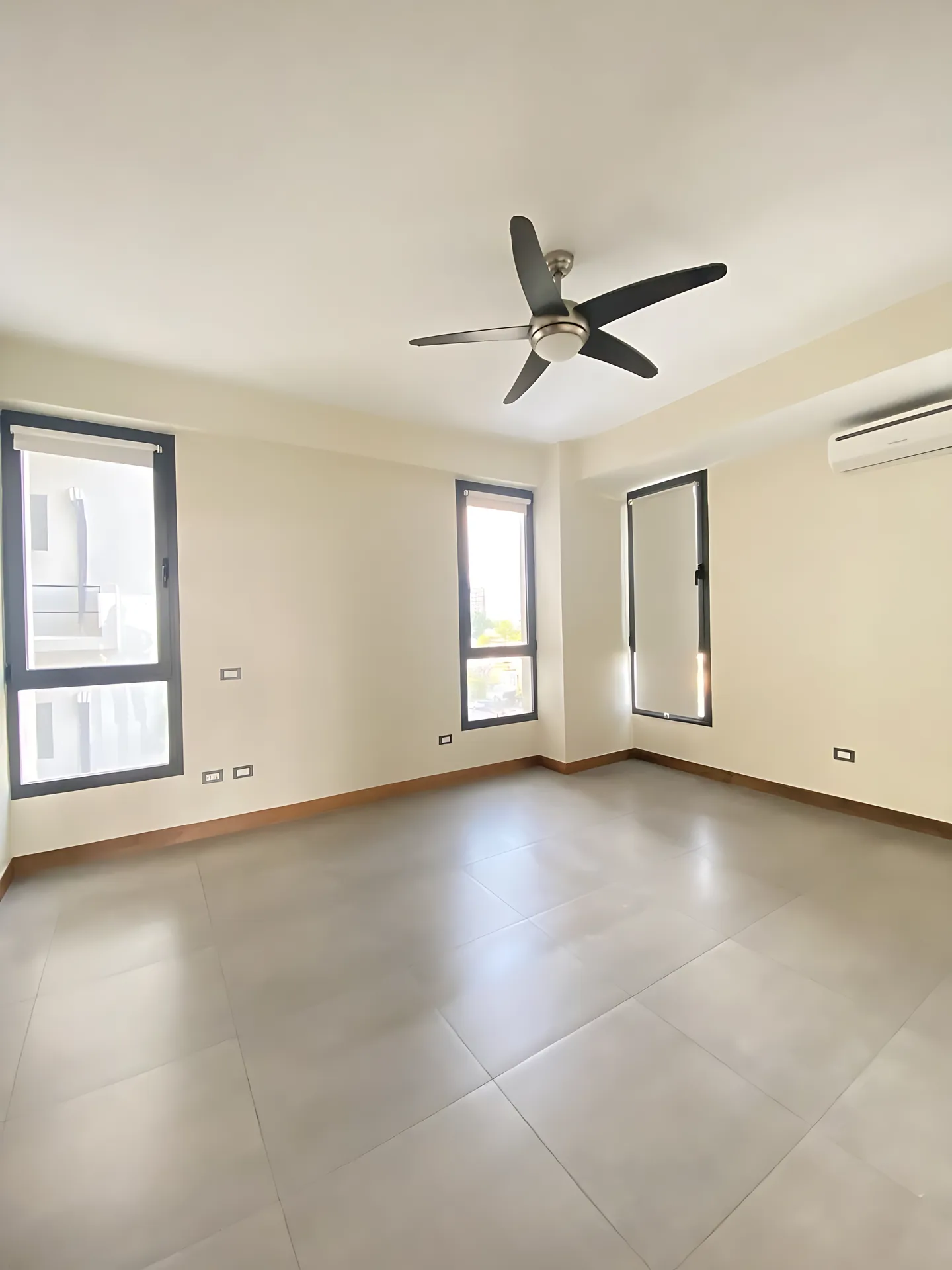Apartamento en Venta ! Con Vista al mar y al parque . - Foto 13