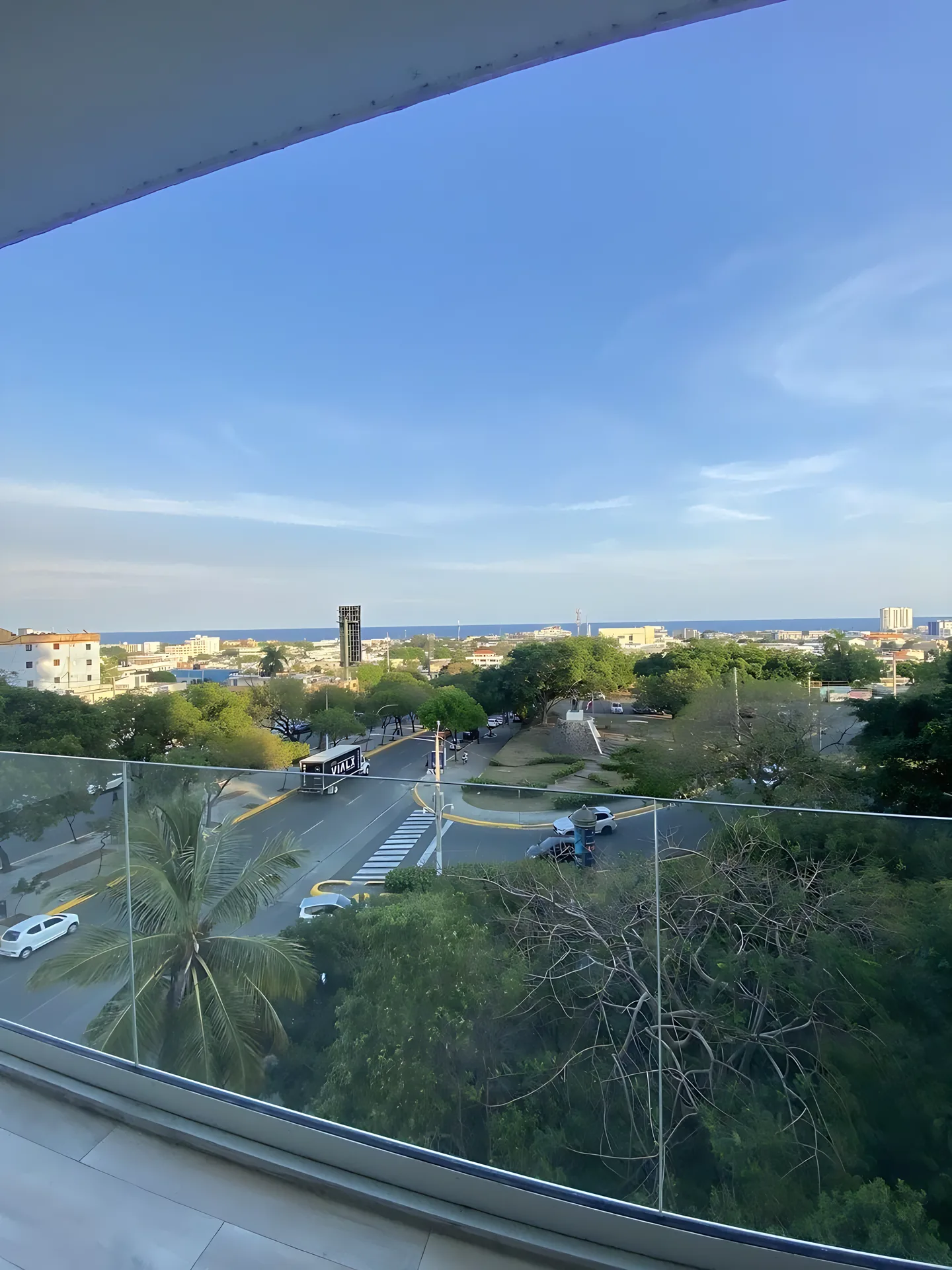 Apartamento en Venta ! Con Vista al mar y al parque . - Foto 17