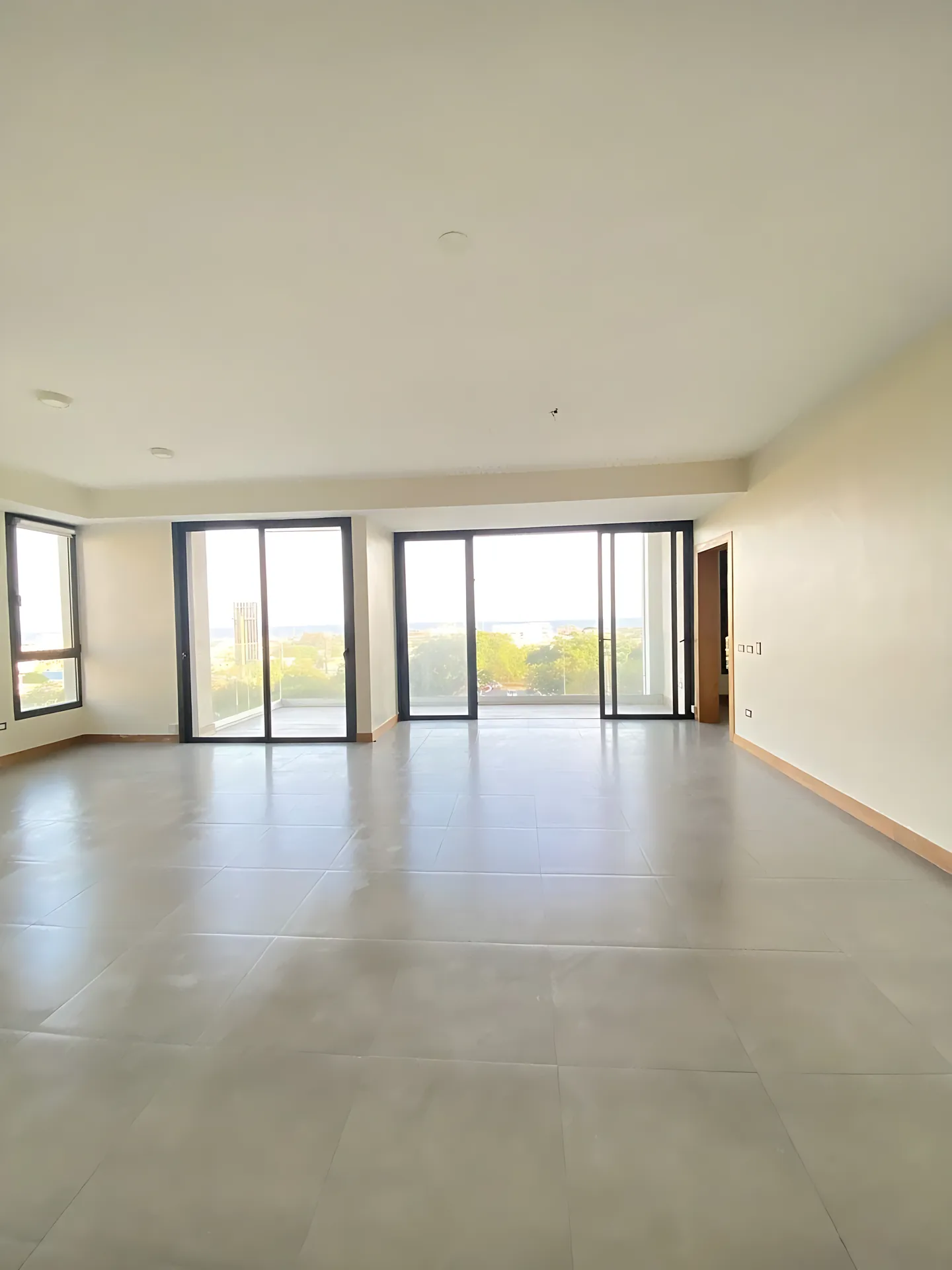 Apartamento en Venta ! Con Vista al mar y al parque . - Foto 19