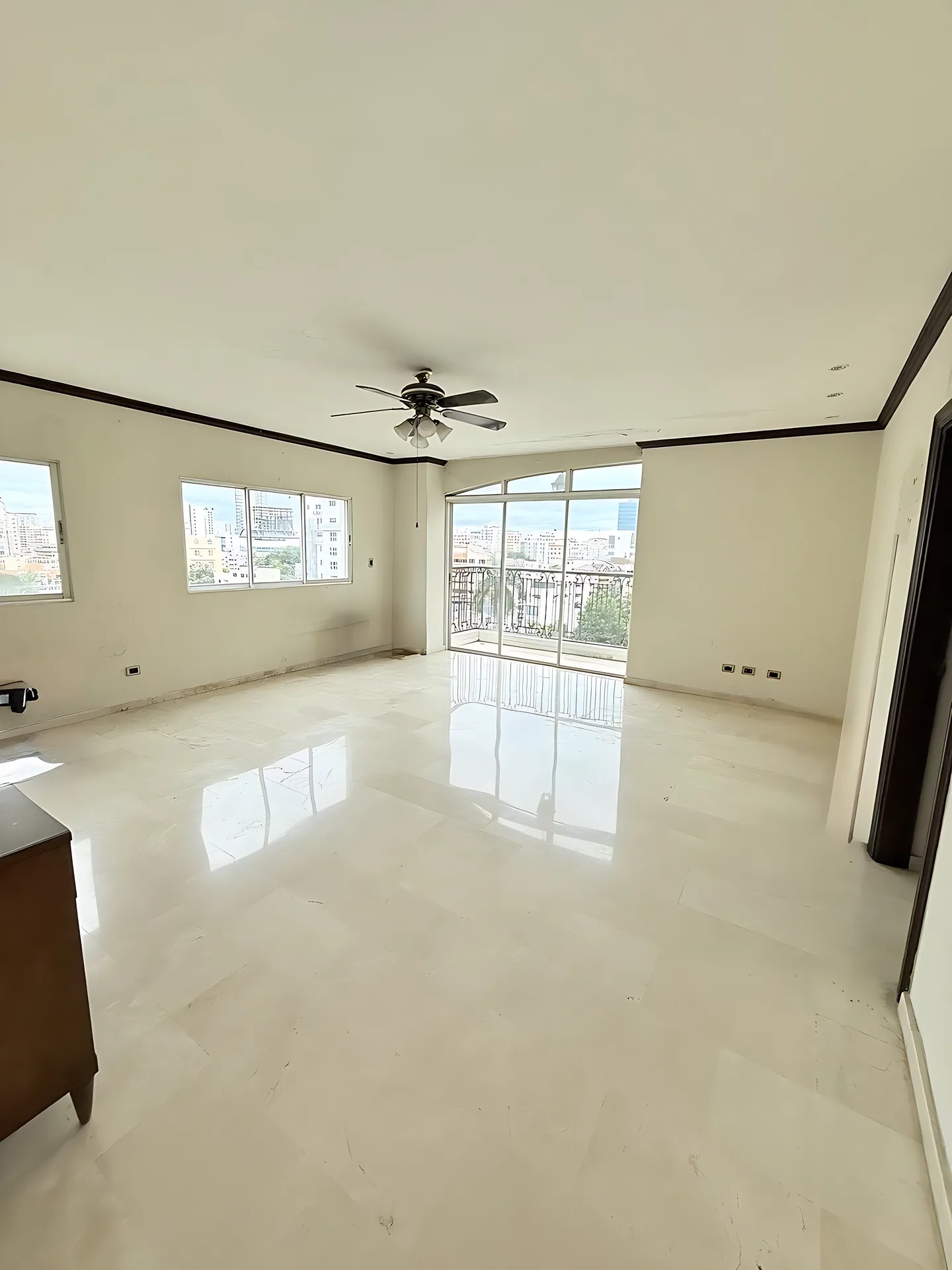 Precio por debajo de tasación ! Penthouse en venta ! En Serralles - Foto 15