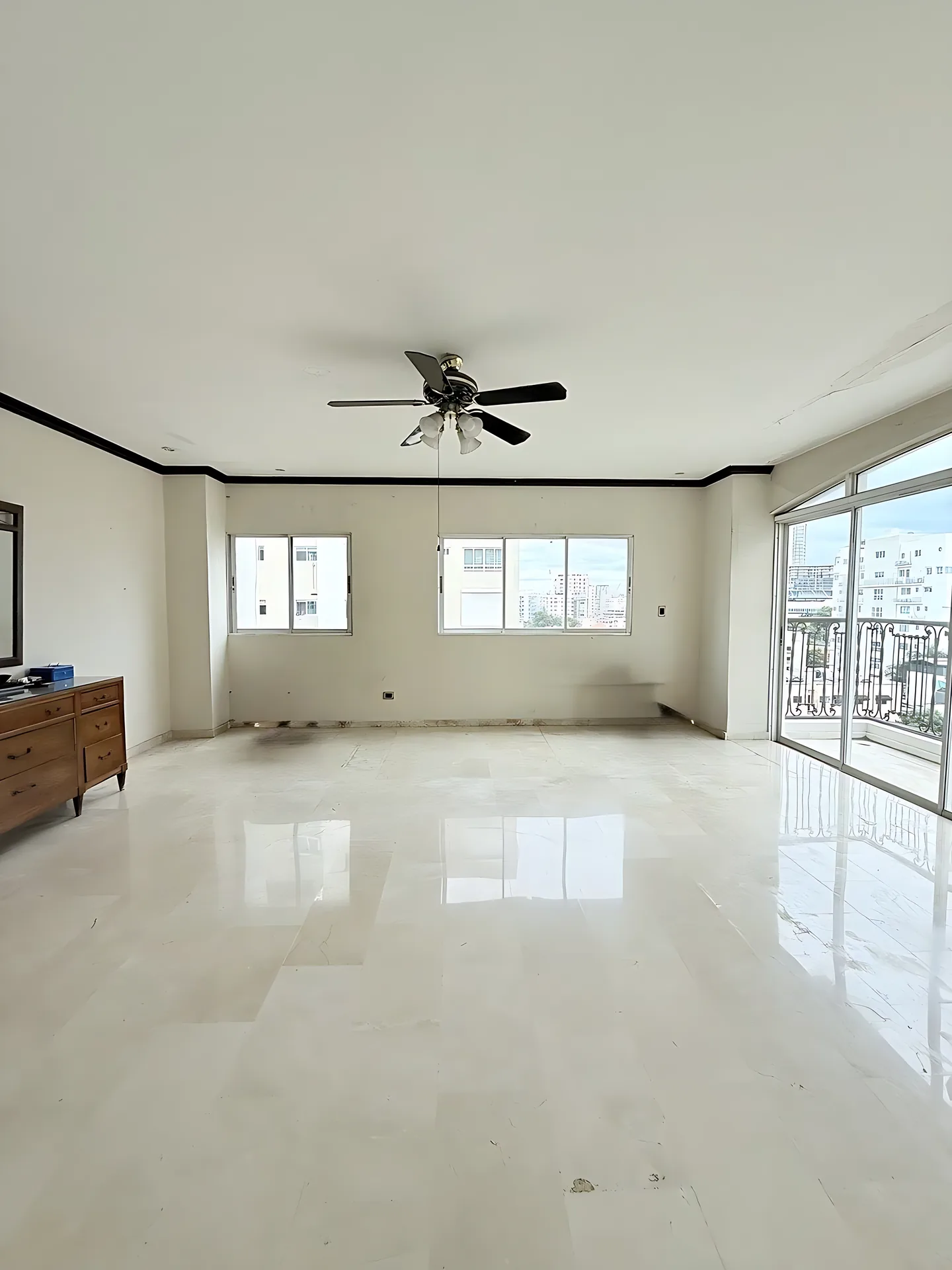 Precio por debajo de tasación ! Penthouse en venta ! En Serralles - Foto 10
