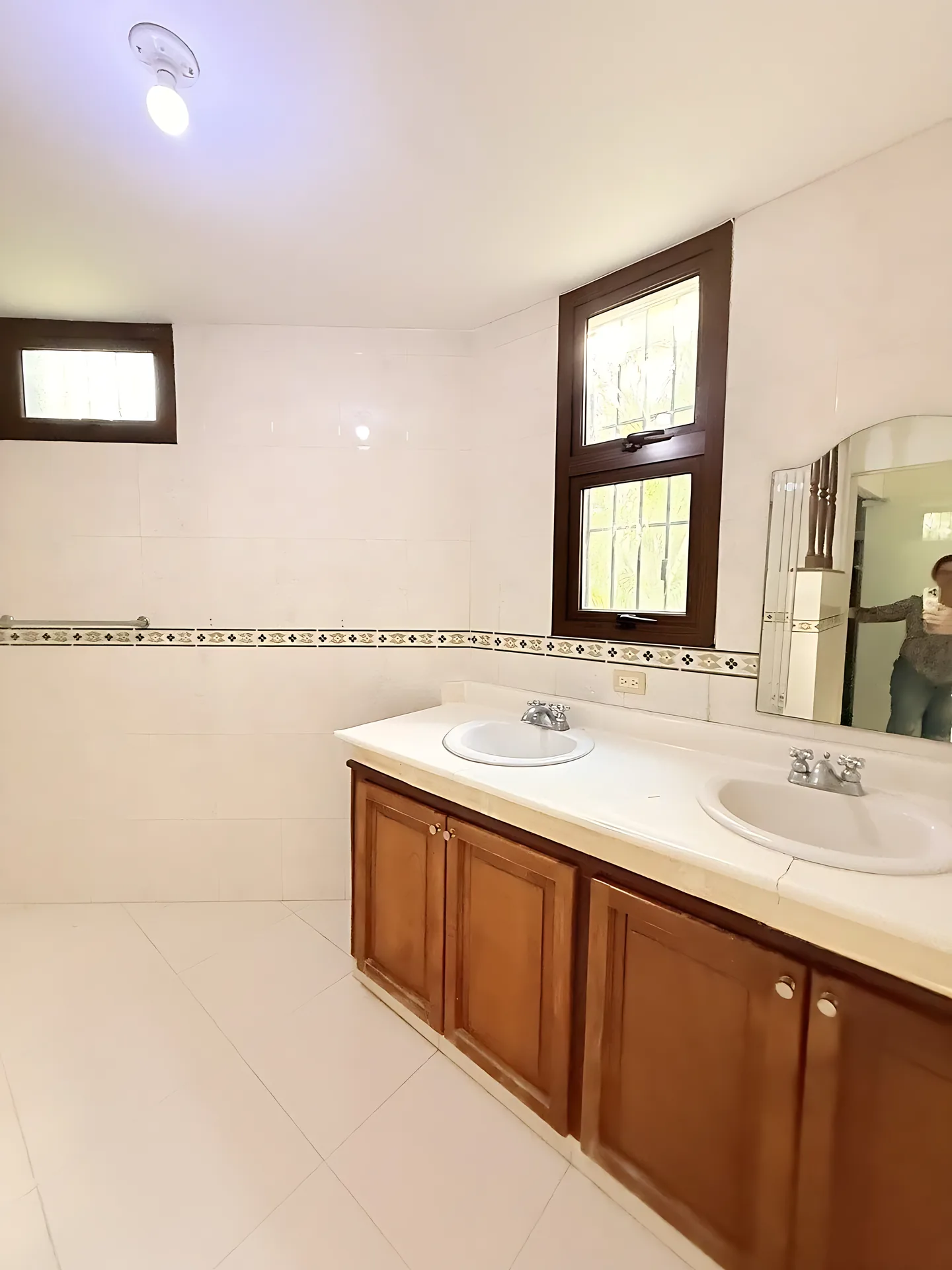 Excelente casa/ local, ideal para negocio u oficina ! Arroyo Hondo viejo - Foto 11