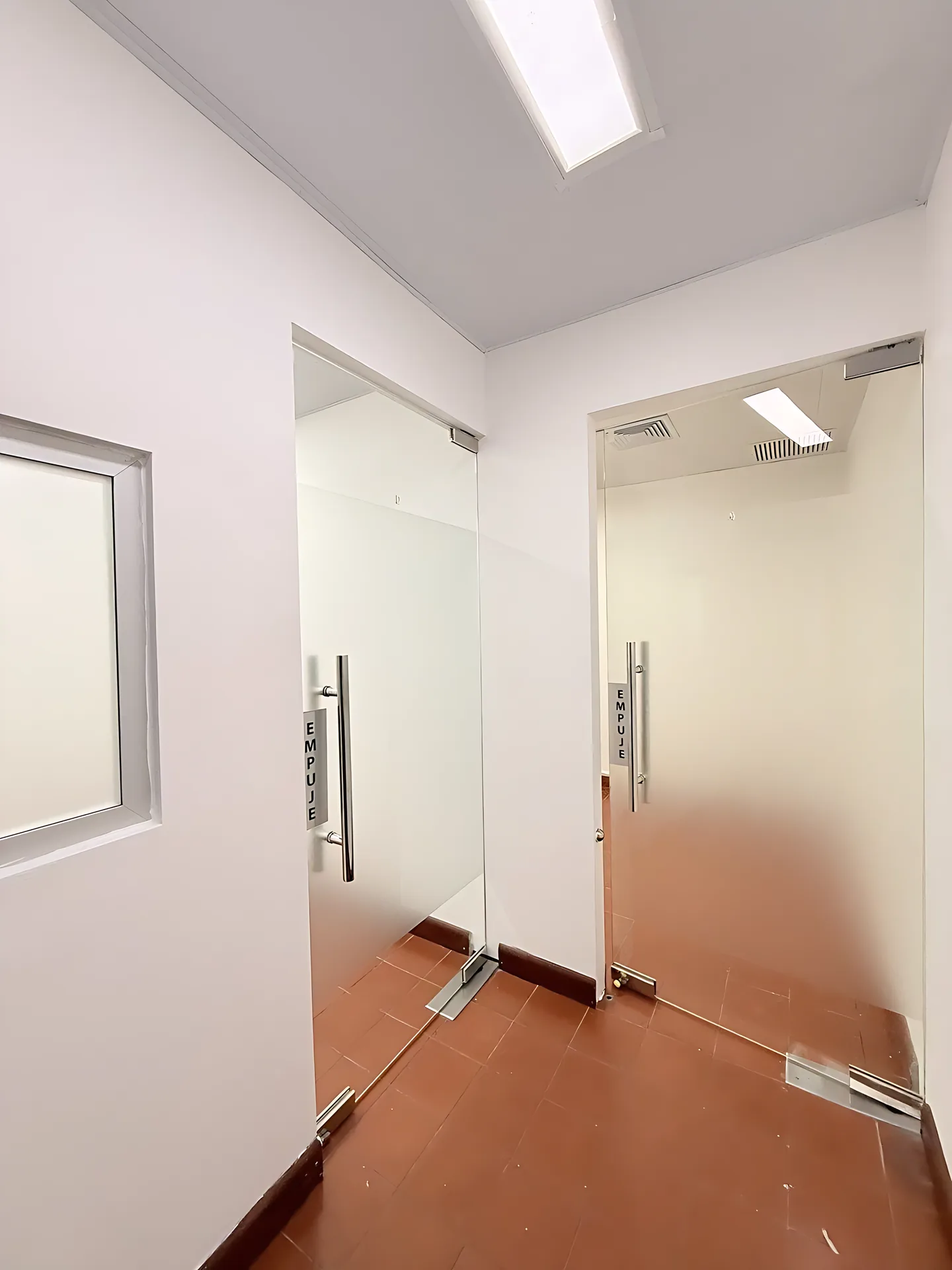 Excelente casa/ local, ideal para negocio u oficina ! Arroyo Hondo viejo - Foto 17