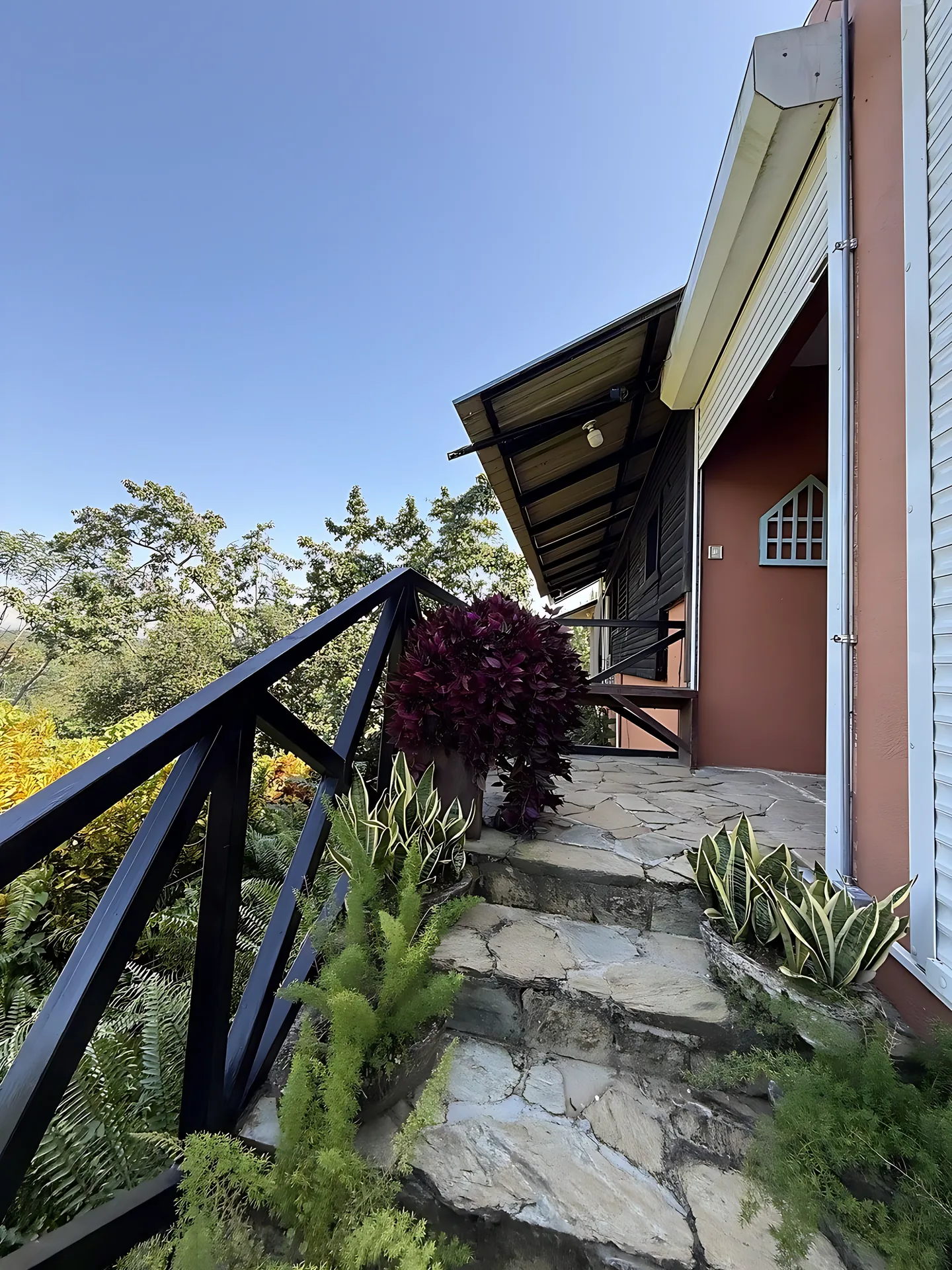 Preciosa finca vacacional y de recreo en venta. A solo 45 minutos de la ciudad. - Foto 10