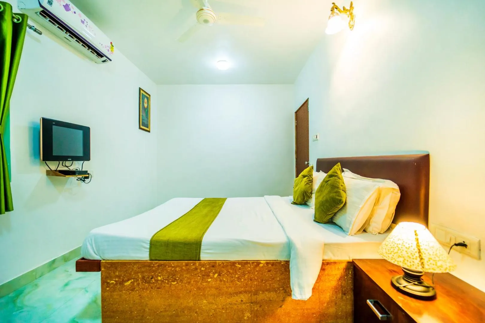 Villa Palmera by Lavika Stays - Bedrooms 3