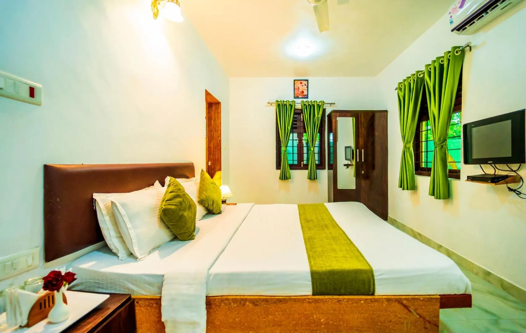 Villa Palmera by Lavika Stays - Bedrooms 5