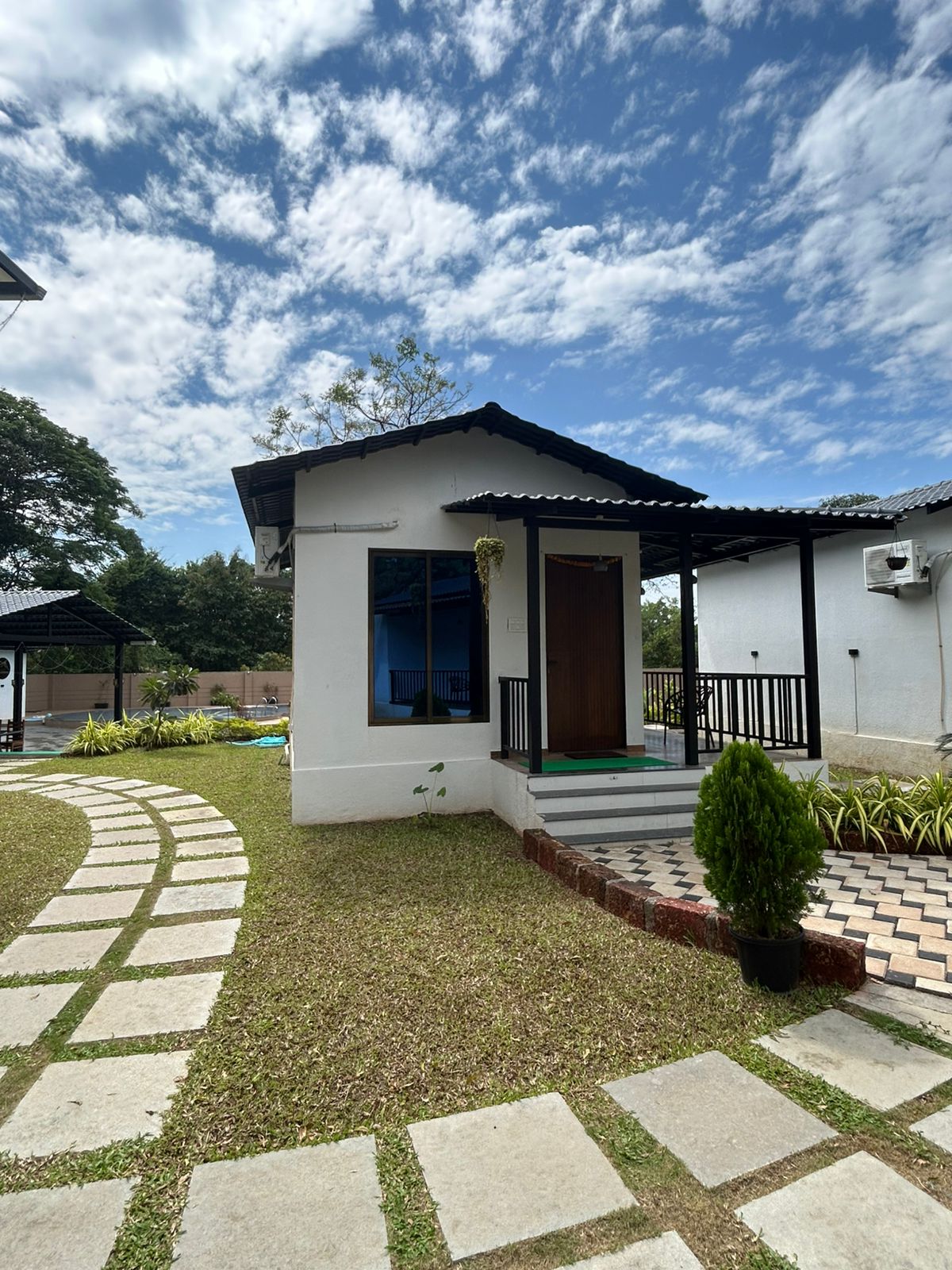 CASA MOUNTERRIA BY LAVIKA STAYS image 13 in Alibaug