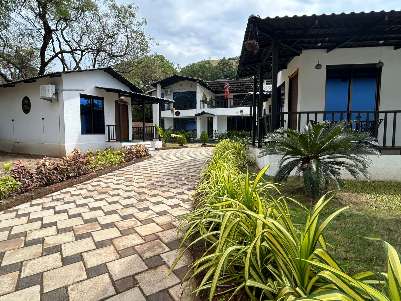 CASA MOUNTERRIA BY LAVIKA STAYS image 18 in Alibaug