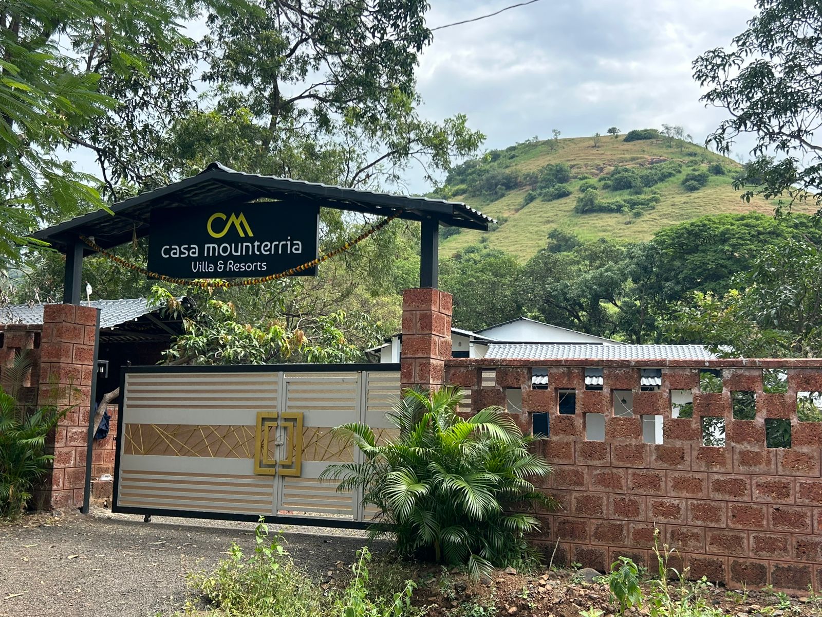 CASA MOUNTERRIA BY LAVIKA STAYS image 19 in Alibaug