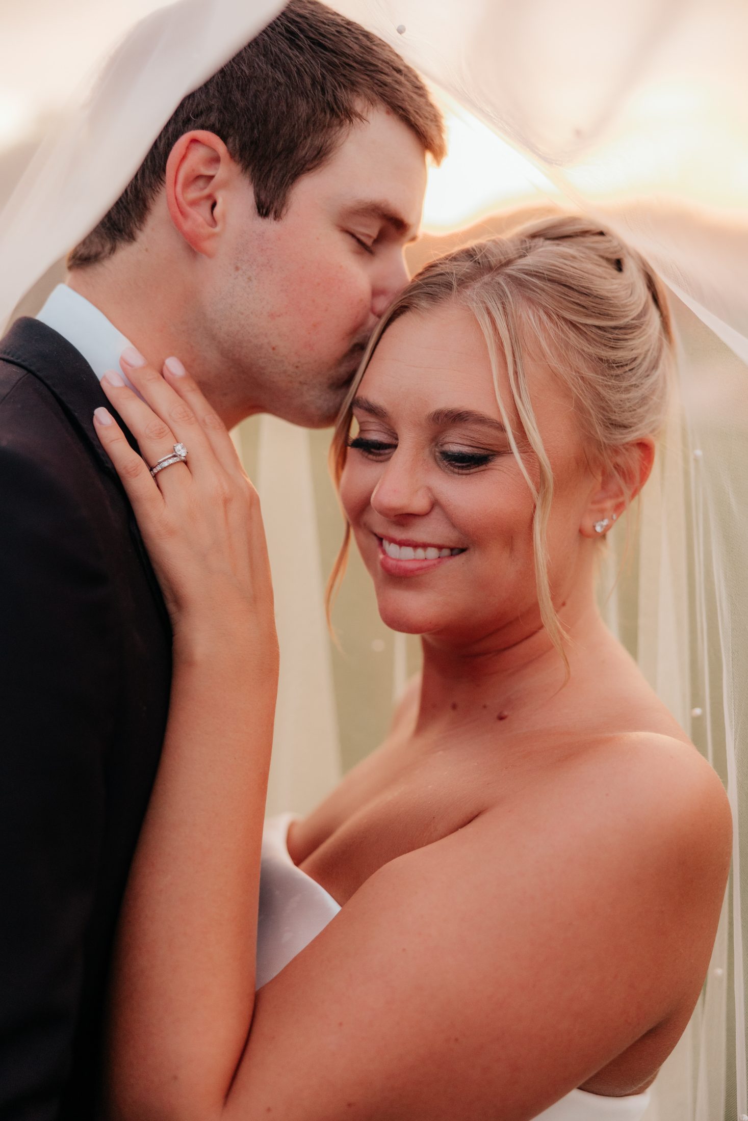 Elizabeth Scott Weddings — wedding photographer in Dallas-Fort Worth, Texas