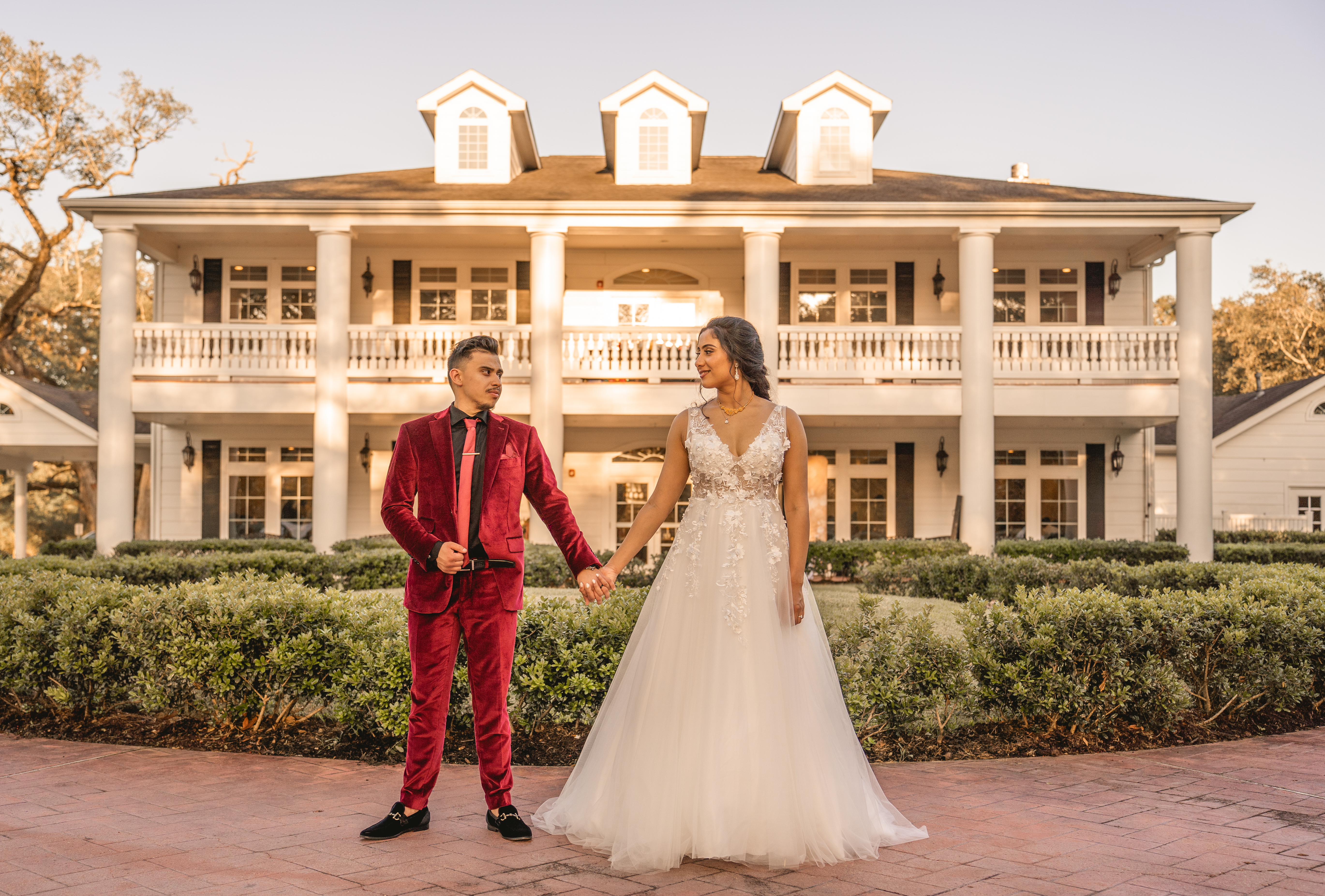 Atavia Weddings wedding work